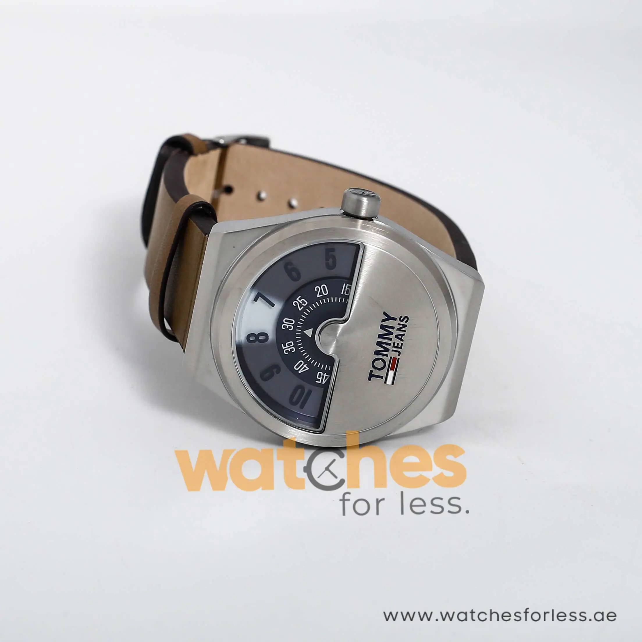 Tommy Hilfiger Men’s Quartz Leather Strap Blue Dial 42mm Watch 1791772 UAE DUBAI AJMAN SHARJAH ABU DHABI RAS AL KHAIMA UMM UL QUWAIN ALAIN FUJAIRAH