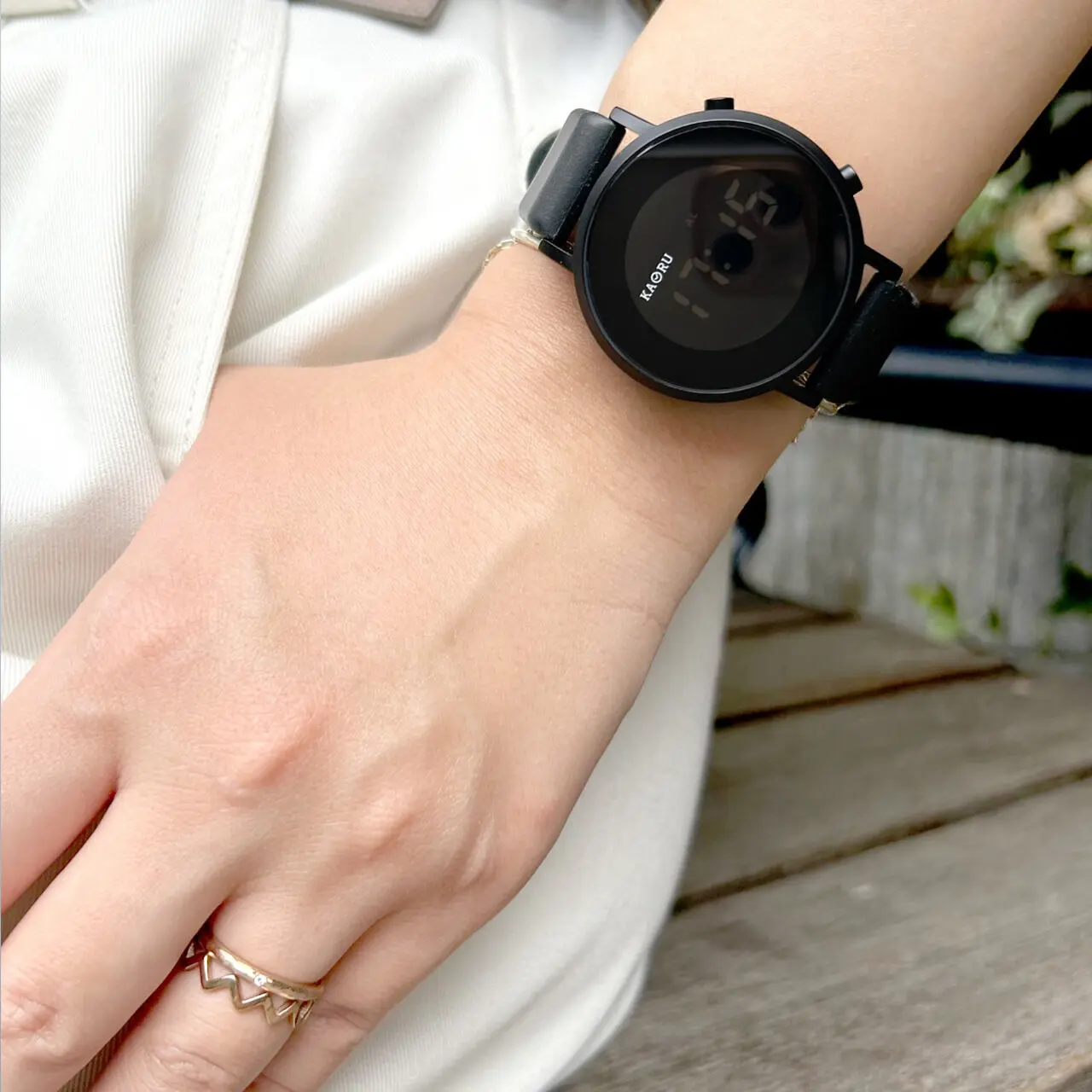 Kaoru Japan Women’s Digital Silicone Strap Black Dial 38mm Watch KAORU010DB Lemon FRAGRANCE - Image 4