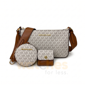 Michael Kors Jet Set Logo Crossbody Bag with Case for Apple AirPods Pro – Vanilla/Acorn (Size: W:9.5cm H:5.5cm D:2.25cm) 35S2GTVC1B-1
