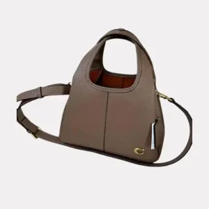 COACH LADIES Lana Shoulder Bag 23 -Brass (Size: W:13.97cm H:17.78cm D:22.23cm) CM545