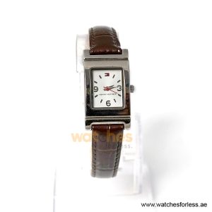 Tommy Hilfiger Women’s Quartz Dark Brown Leather Strap Silver Dial 20mm Watch 1700299/1 (Shelf Leftover)