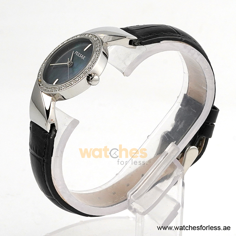Pulsar by Seiko Women’s Quartz Black Leather Strap Black Mother Of Pearl Dial 30mm Watch PH8267X1 (Shelf Leftover) - Image 2